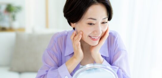 小顔になった50代女性