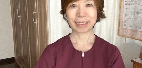 あごが気になる60代女性
