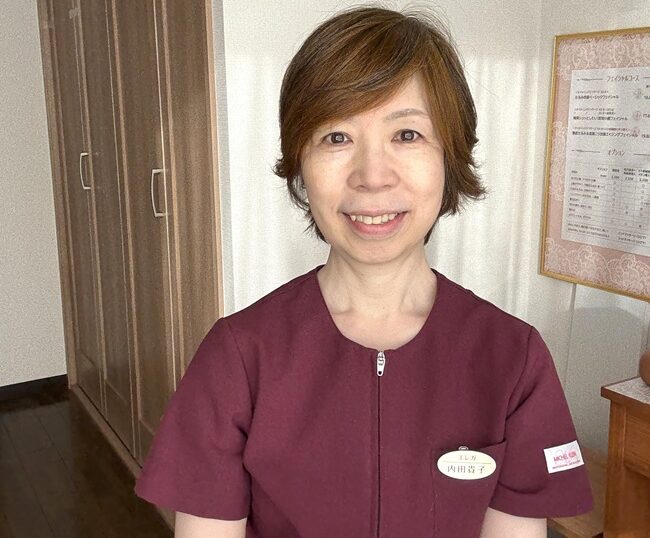 あごが気になる60代女性
